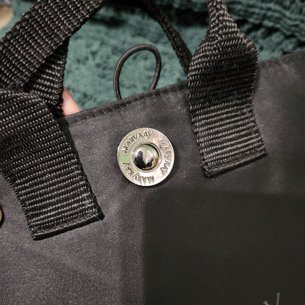 Mary Kay Black Cosmetic Bag - Picture 5 of 7